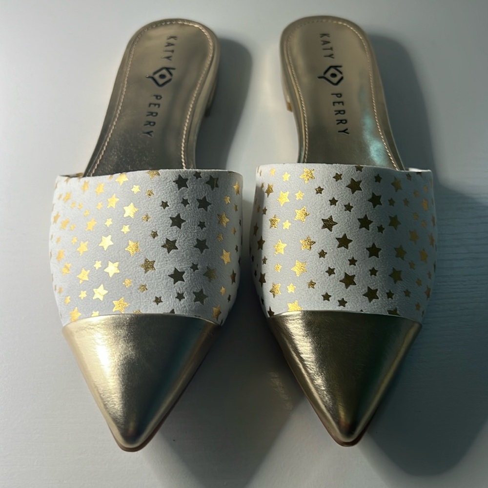Katy Perry pointed gold toe star mule - the Tarin white size 9 NWOB